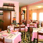 Edera Hotell 2*