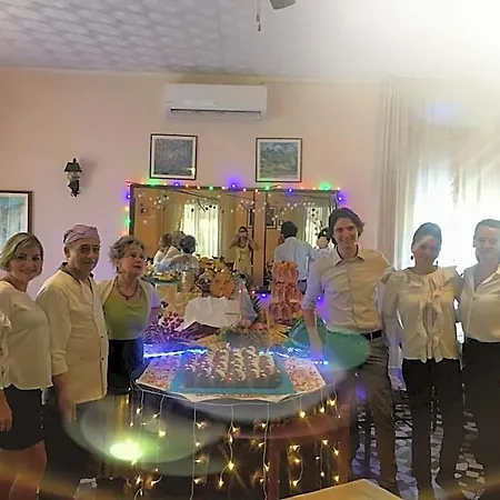 Edera Hotel 2*